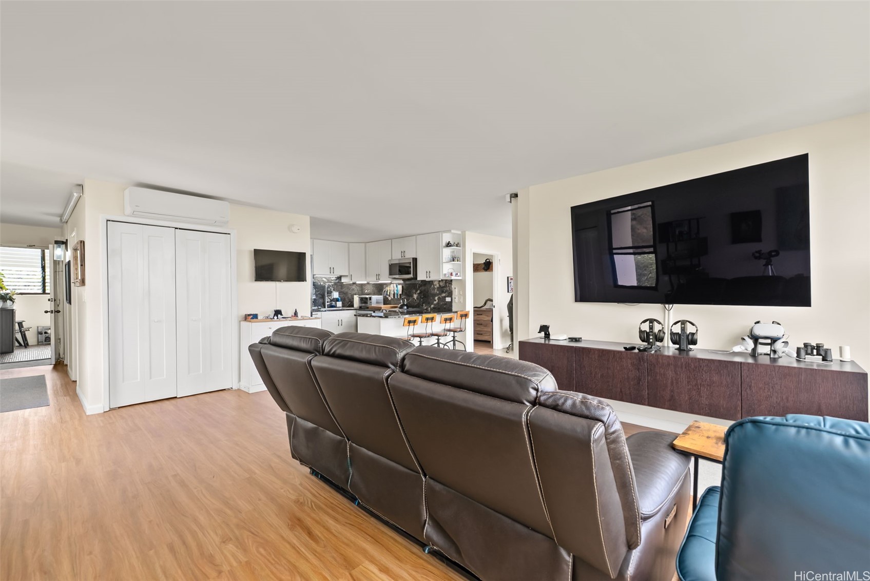 6710 Hawaii Kai Drive 1100 Property Photo 5