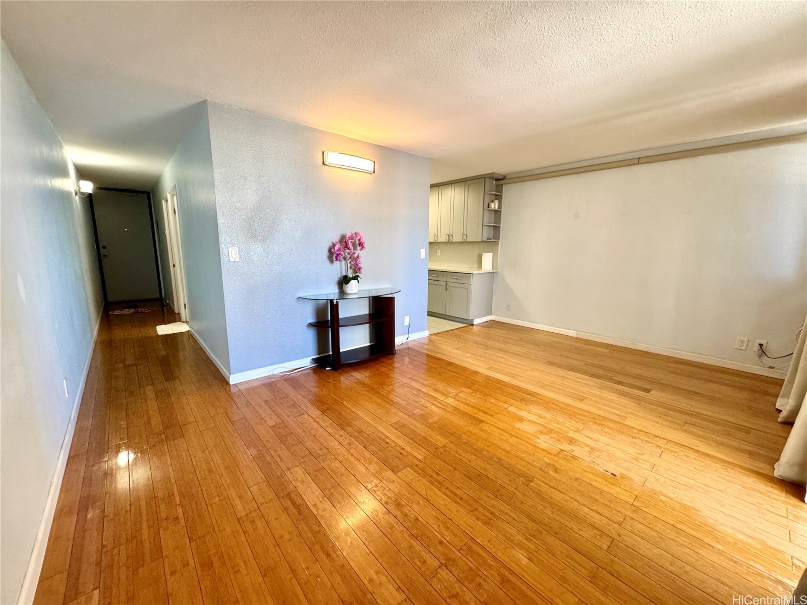 2092 Kuhio Avenue 1105 Property Photo 6