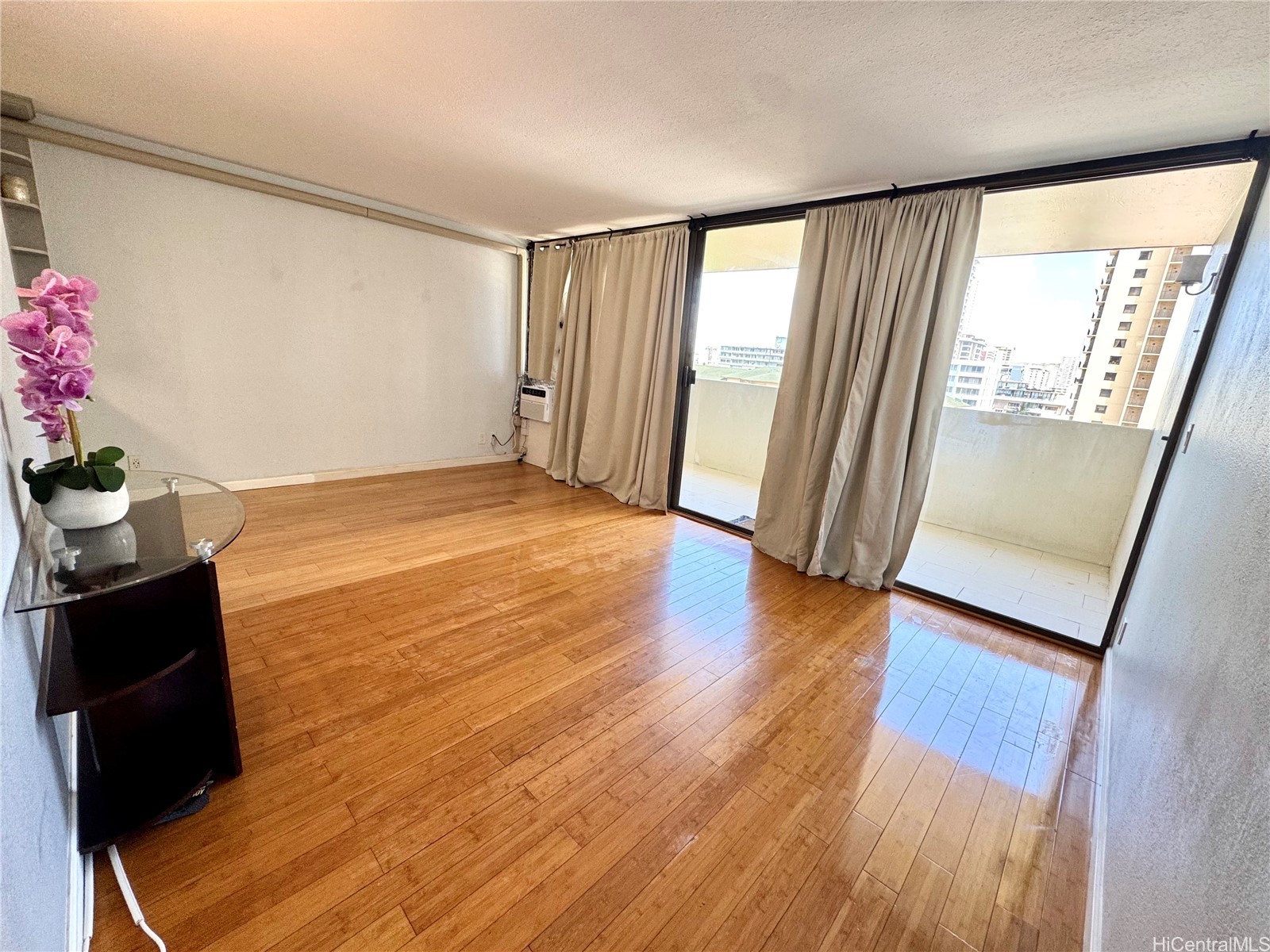 2092 Kuhio Avenue 1105 Property Photo 7