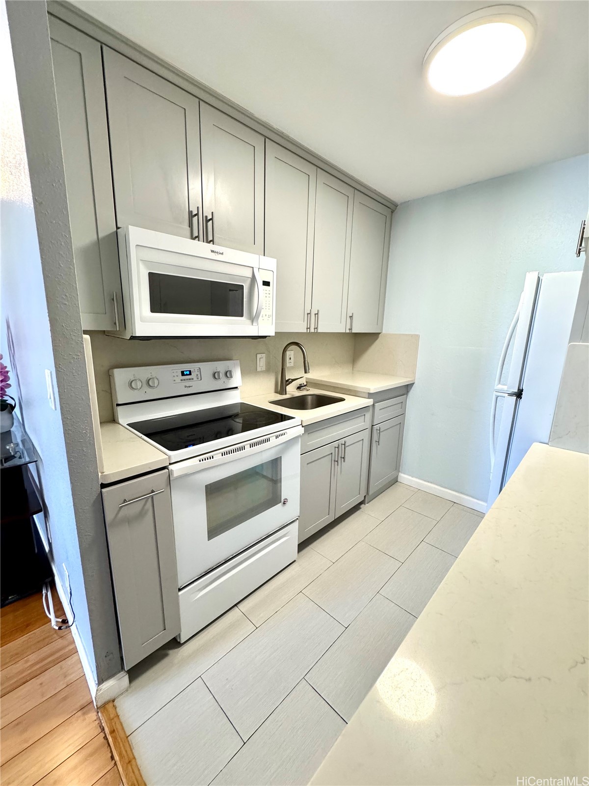 2092 Kuhio Avenue 1105 Property Photo 8