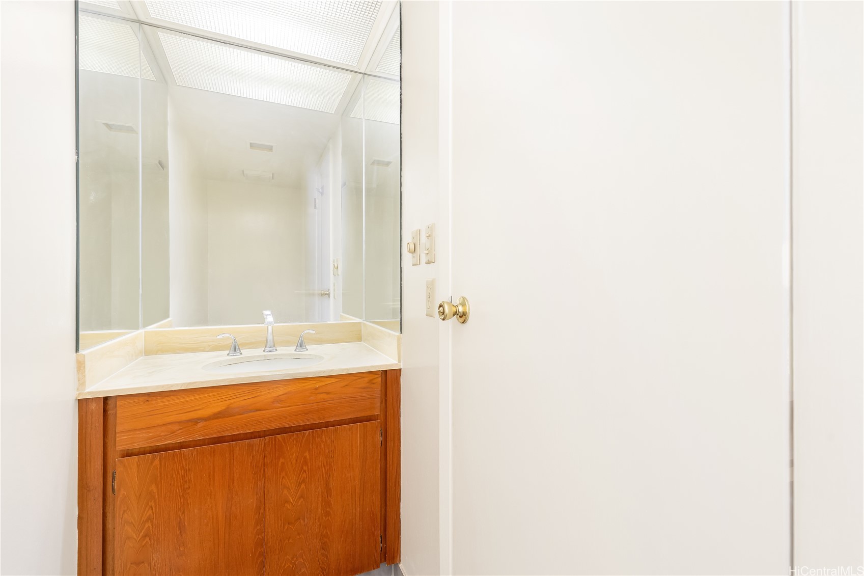 1593 Kalaniuka Circle 84 Property Photo 13