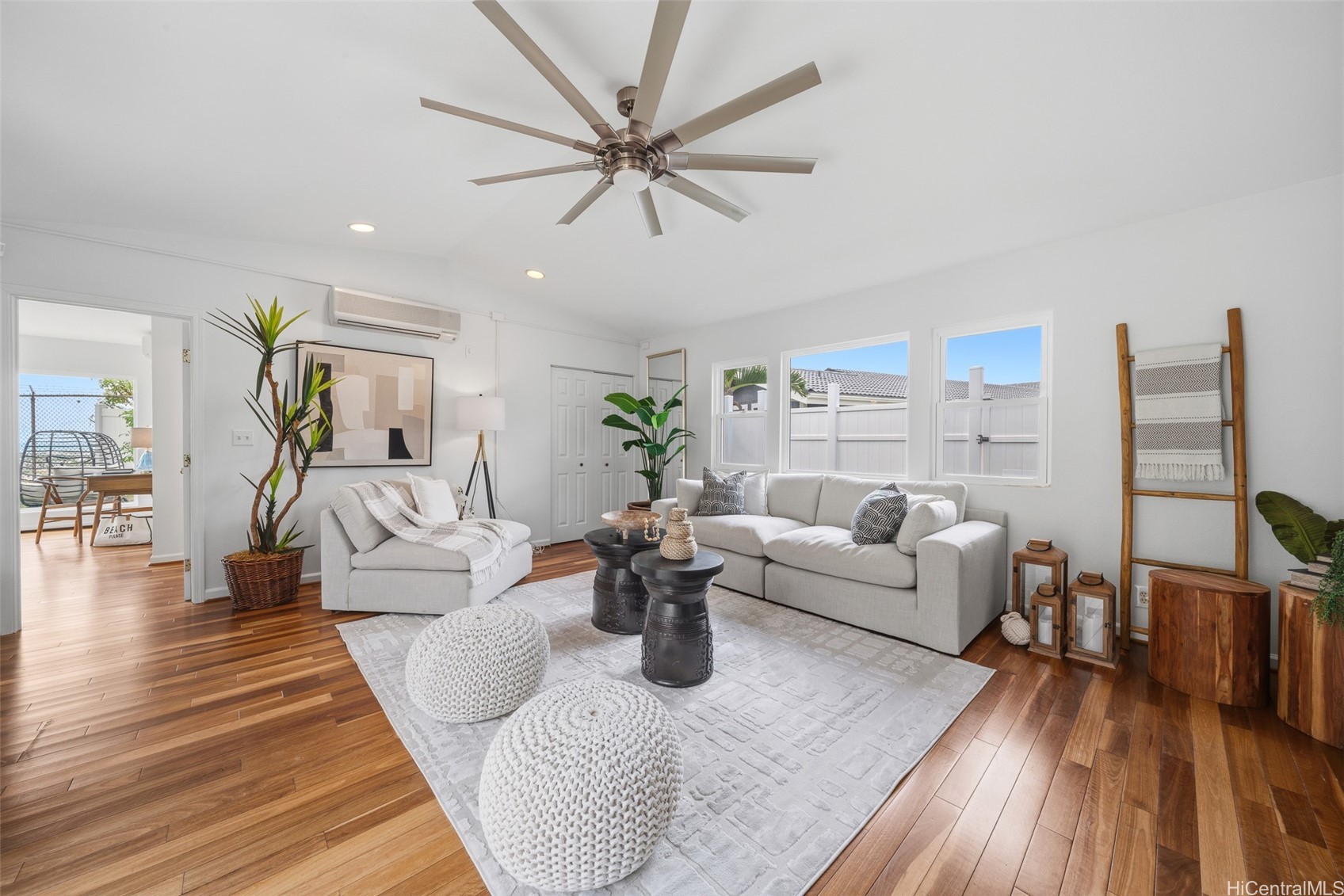 7421 Kamehame Place Property Photo 4