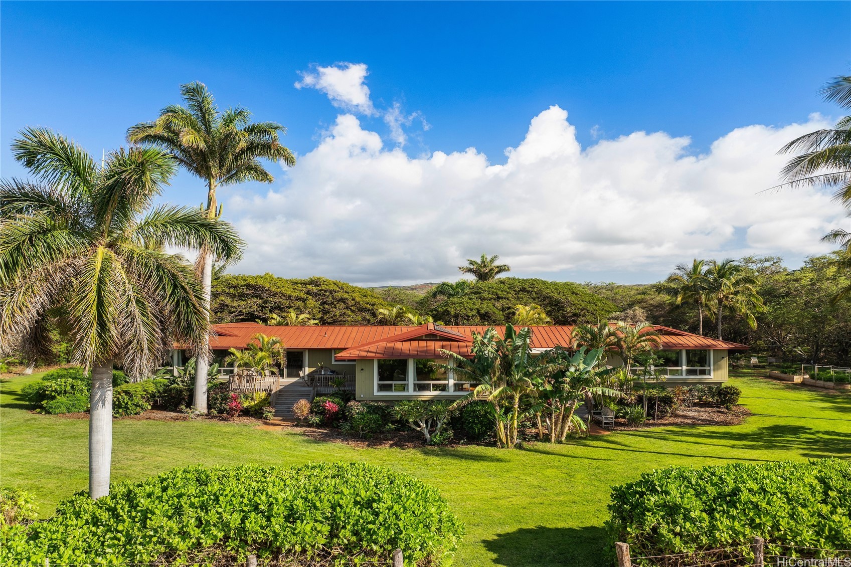 2946 Kalua Koi Road Property Photo 1