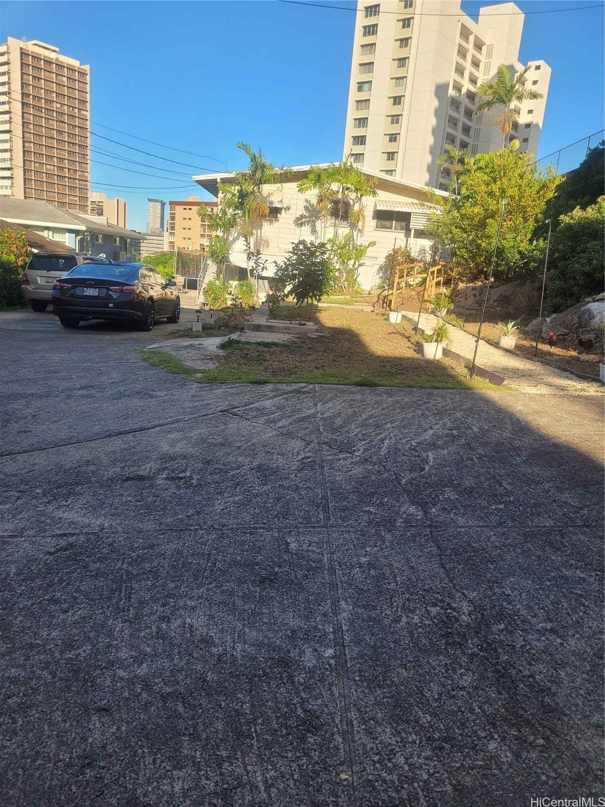 962 Spencer Street Property Photo 1