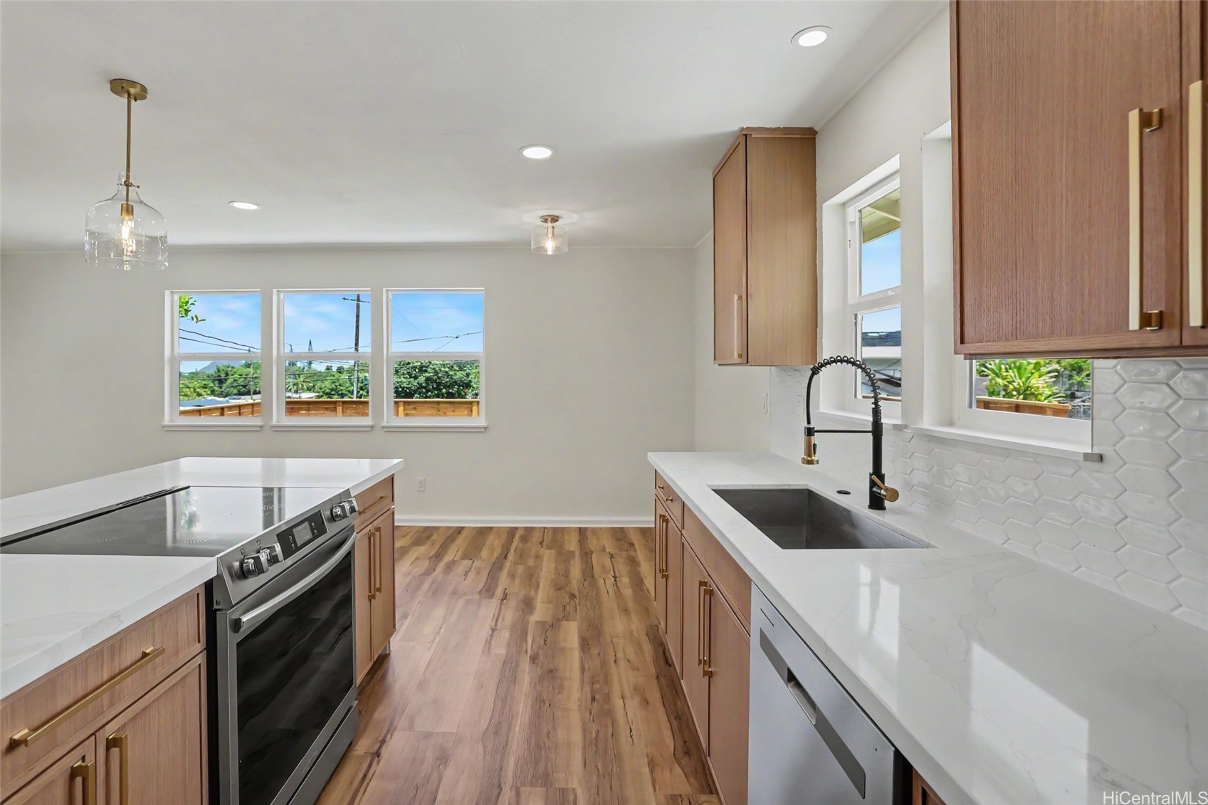 45-657 Kulukeoe Place Property Photo 4