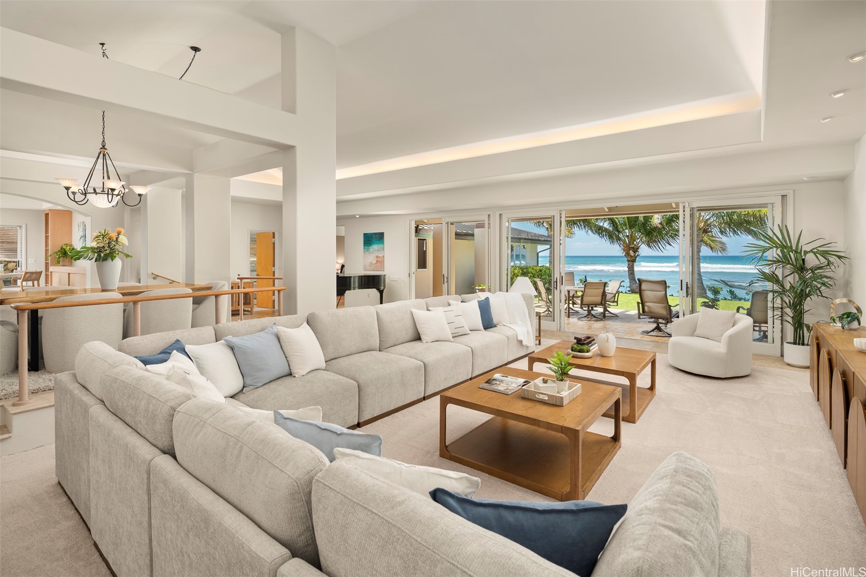 3735 C Diamond Head Road Property Photo 7