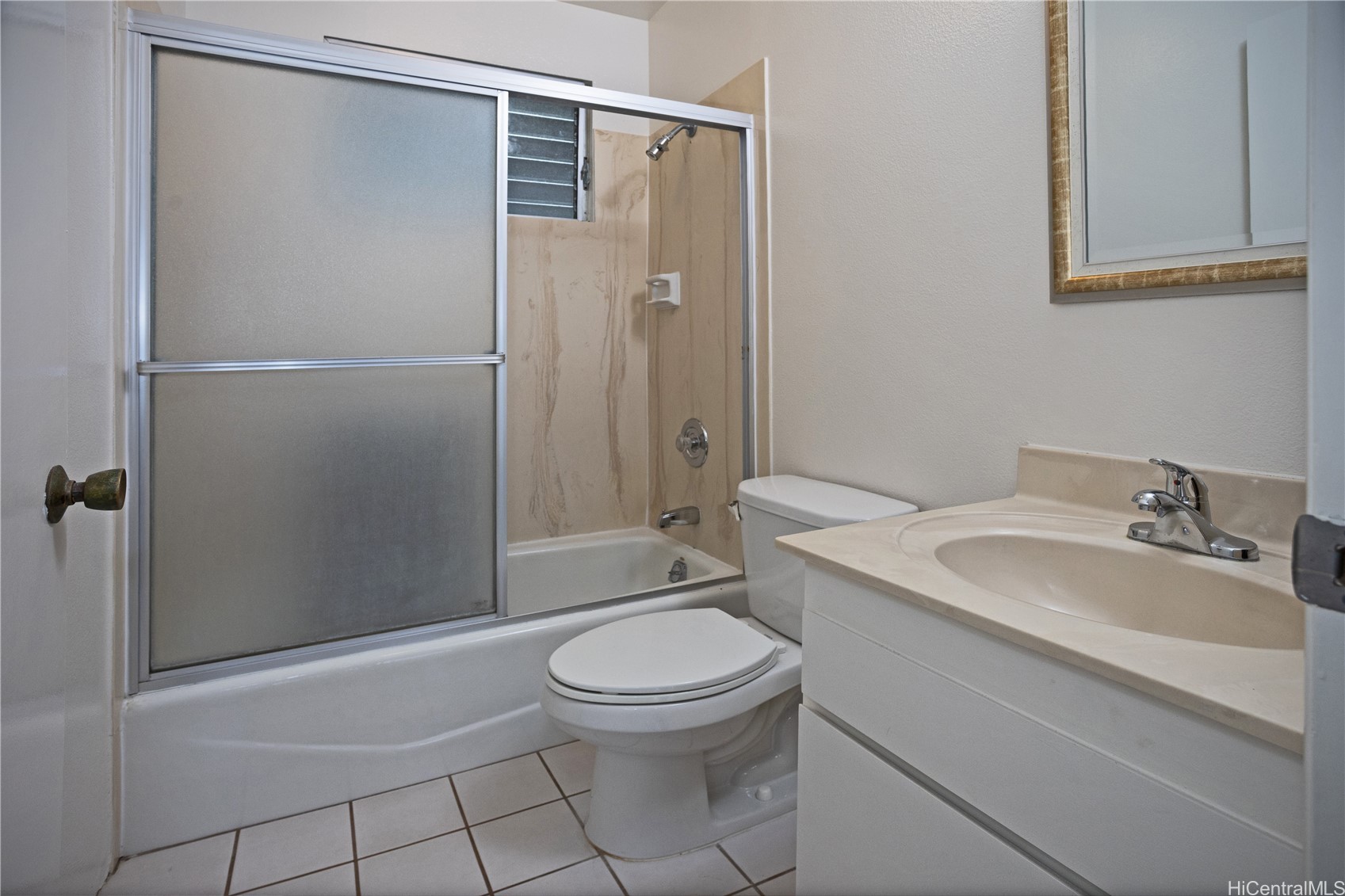 5864 Kalanianaole Highway B Property Photo 7