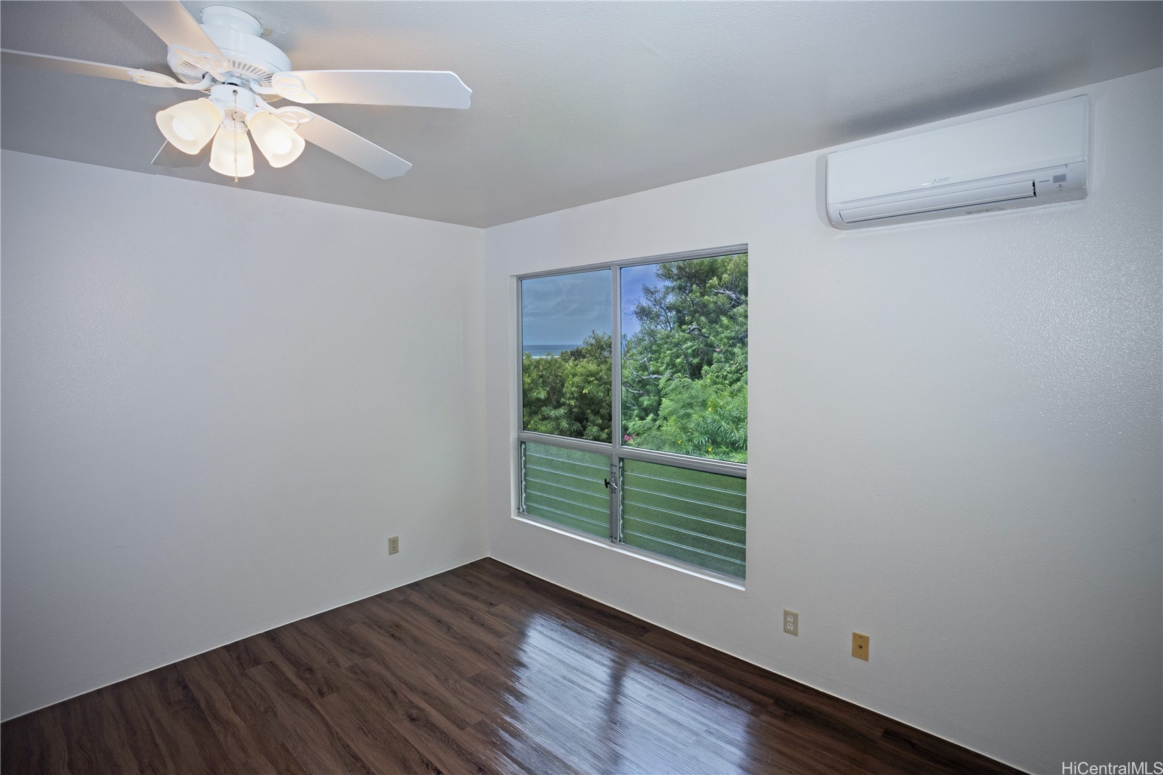 5864 Kalanianaole Highway B Property Photo 13