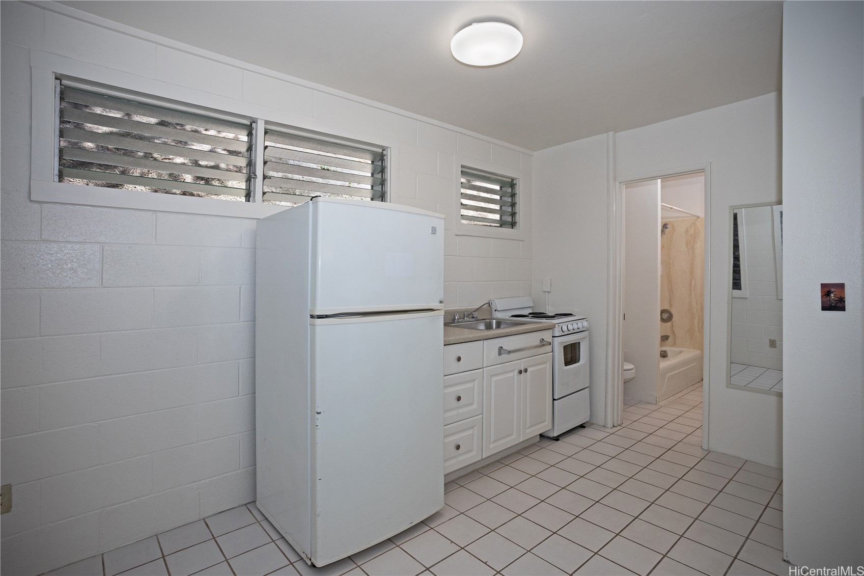 5864 Kalanianaole Highway B Property Photo 18