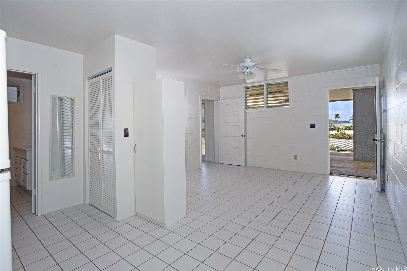 5864 Kalanianaole Highway B Property Photo 21
