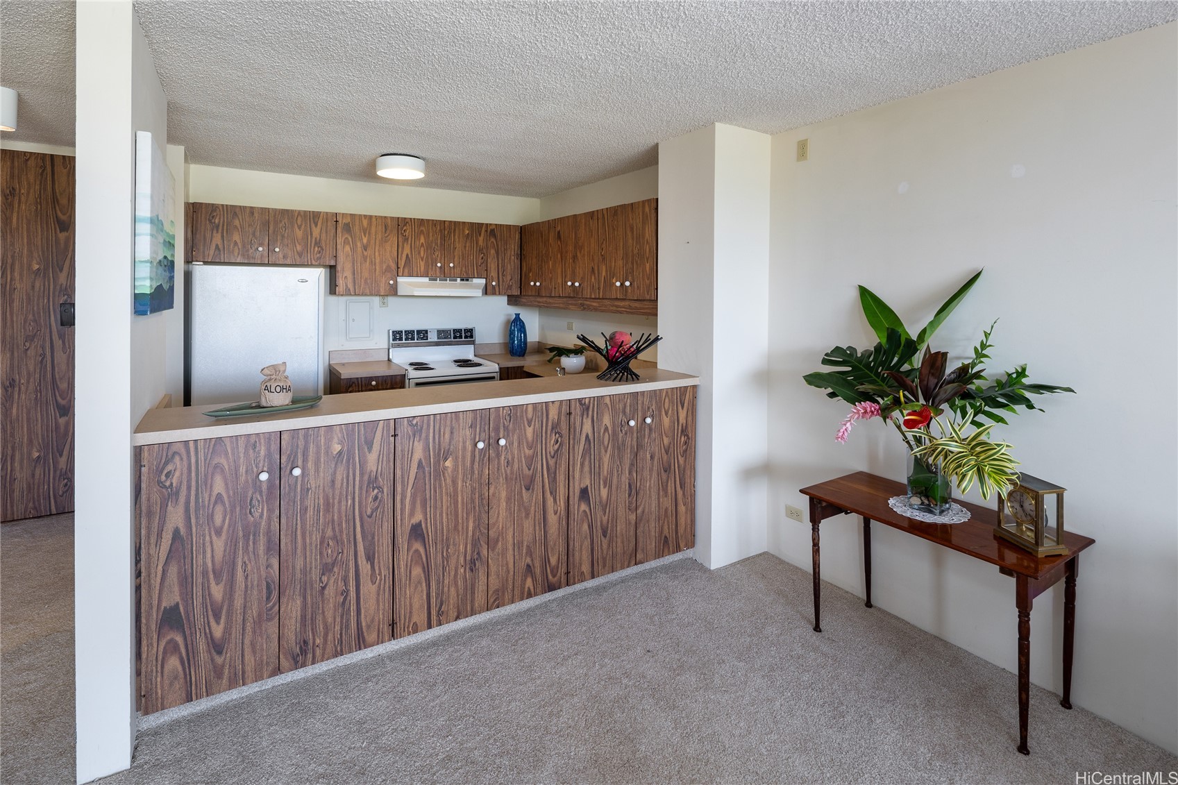 1717 Mott Smith Drive 3106 Property Photo 8