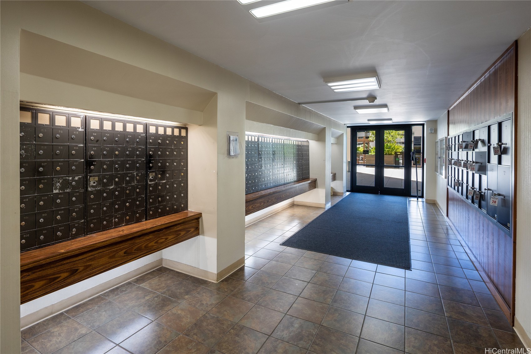 1717 Mott Smith Drive 3106 Property Photo 21