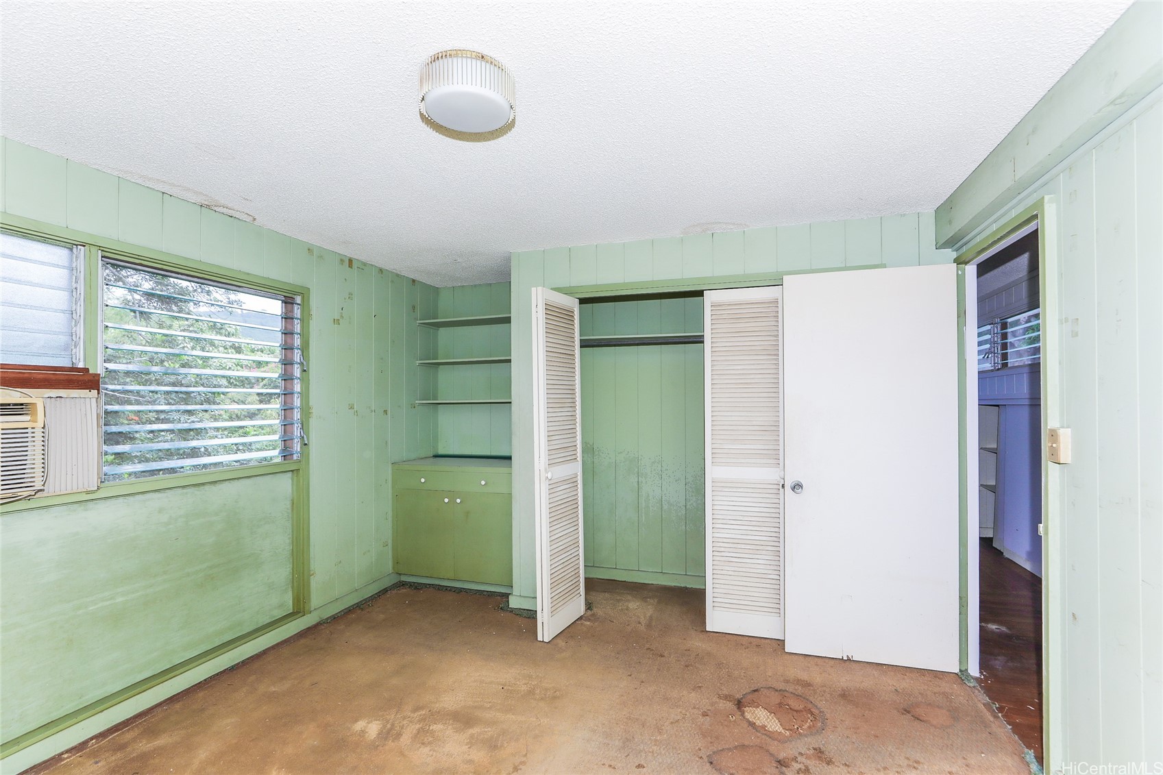 1944 D Ualakaa Street Property Photo 17
