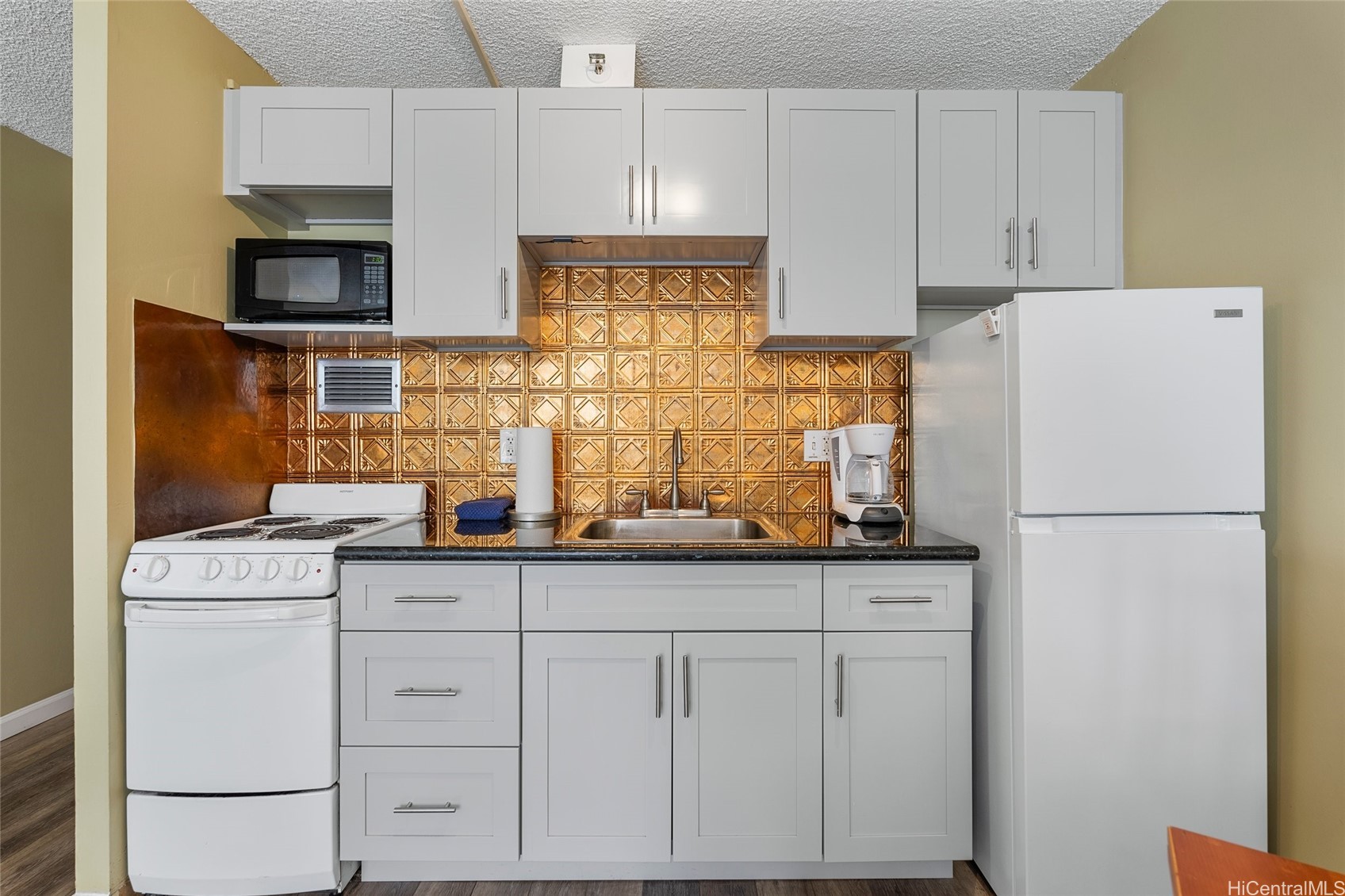 364 Seaside Avenue 507 Property Photo 4