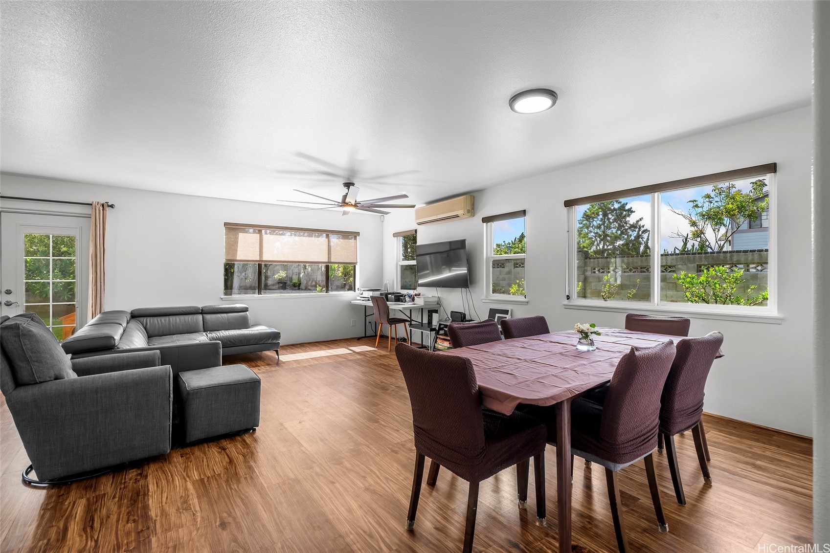 95-214 Kemu Place Property Photo 5