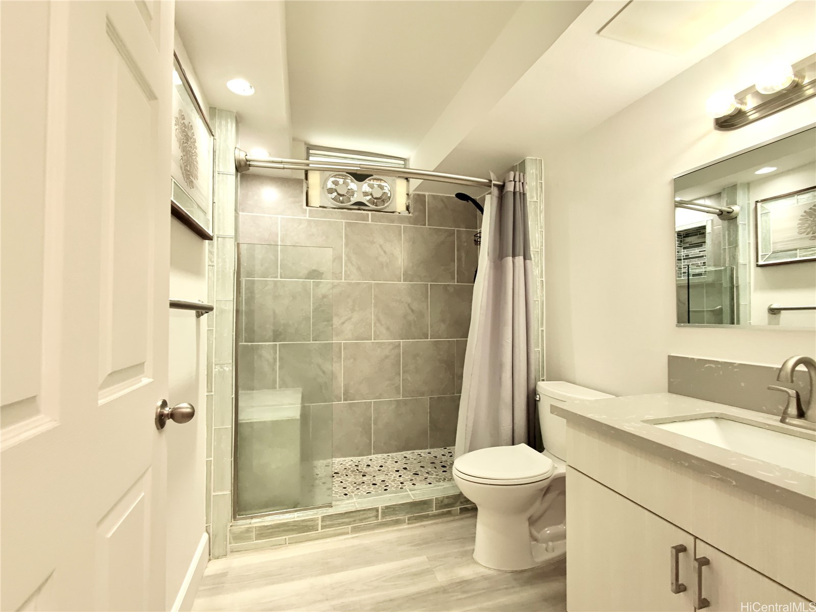 1867 Kaioo Drive 110 Property Photo 2