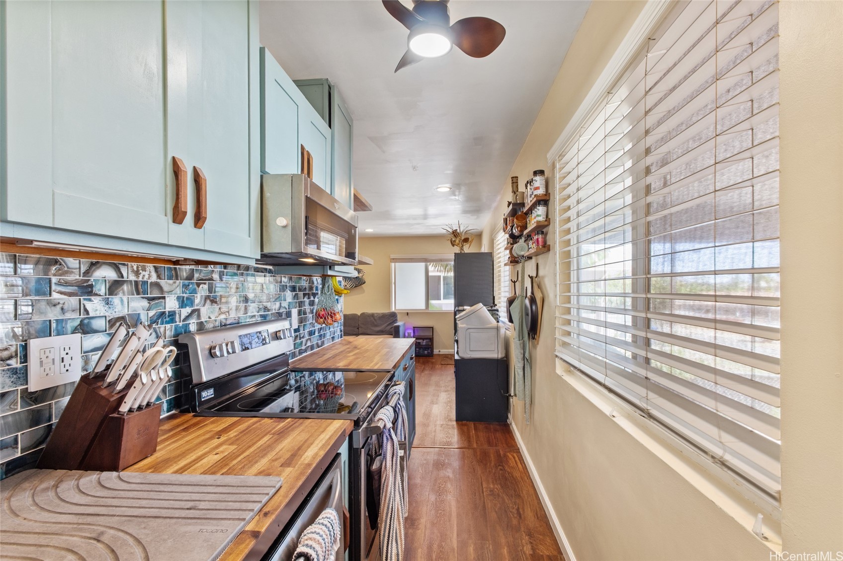 87-1430 Akowai Road Property Photo 4