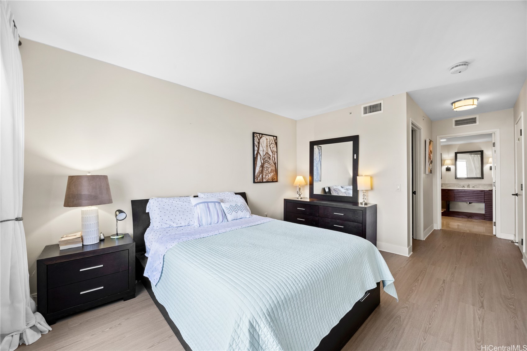 1551 Ala Wai Boulevard 1802 Property Photo 8