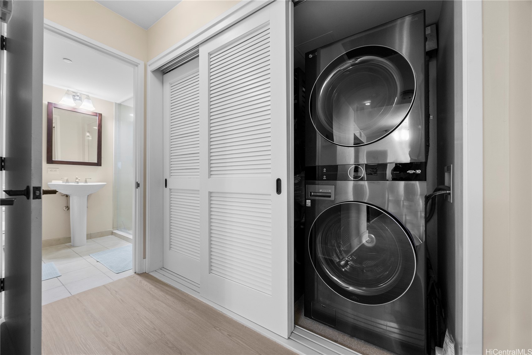 1551 Ala Wai Boulevard 1802 Property Photo 15