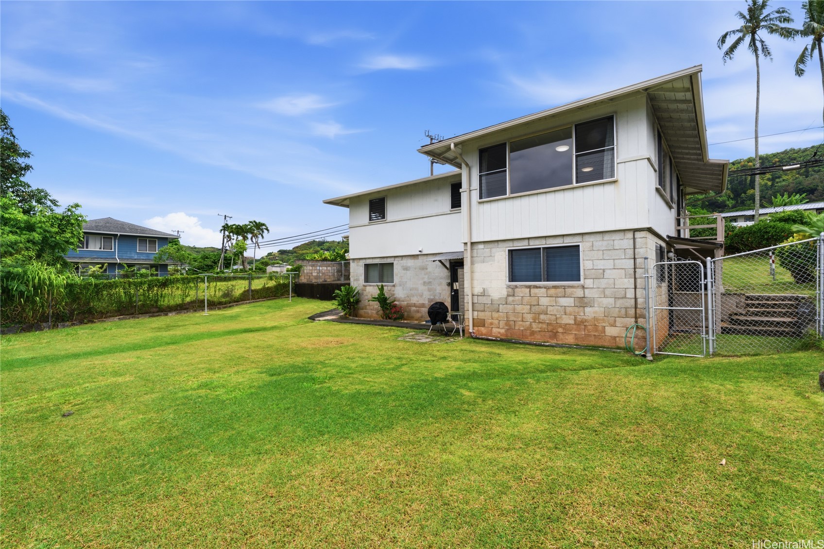 45-9 Kaneohe Bay Drive Property Photo 6