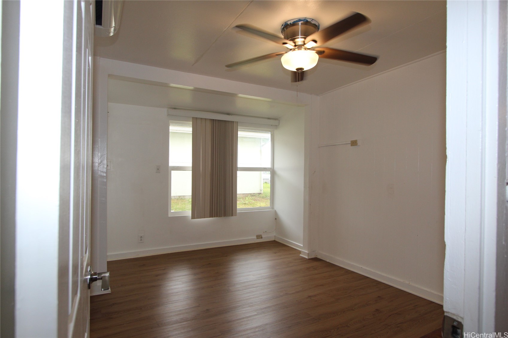 202614000 Property Photo 6