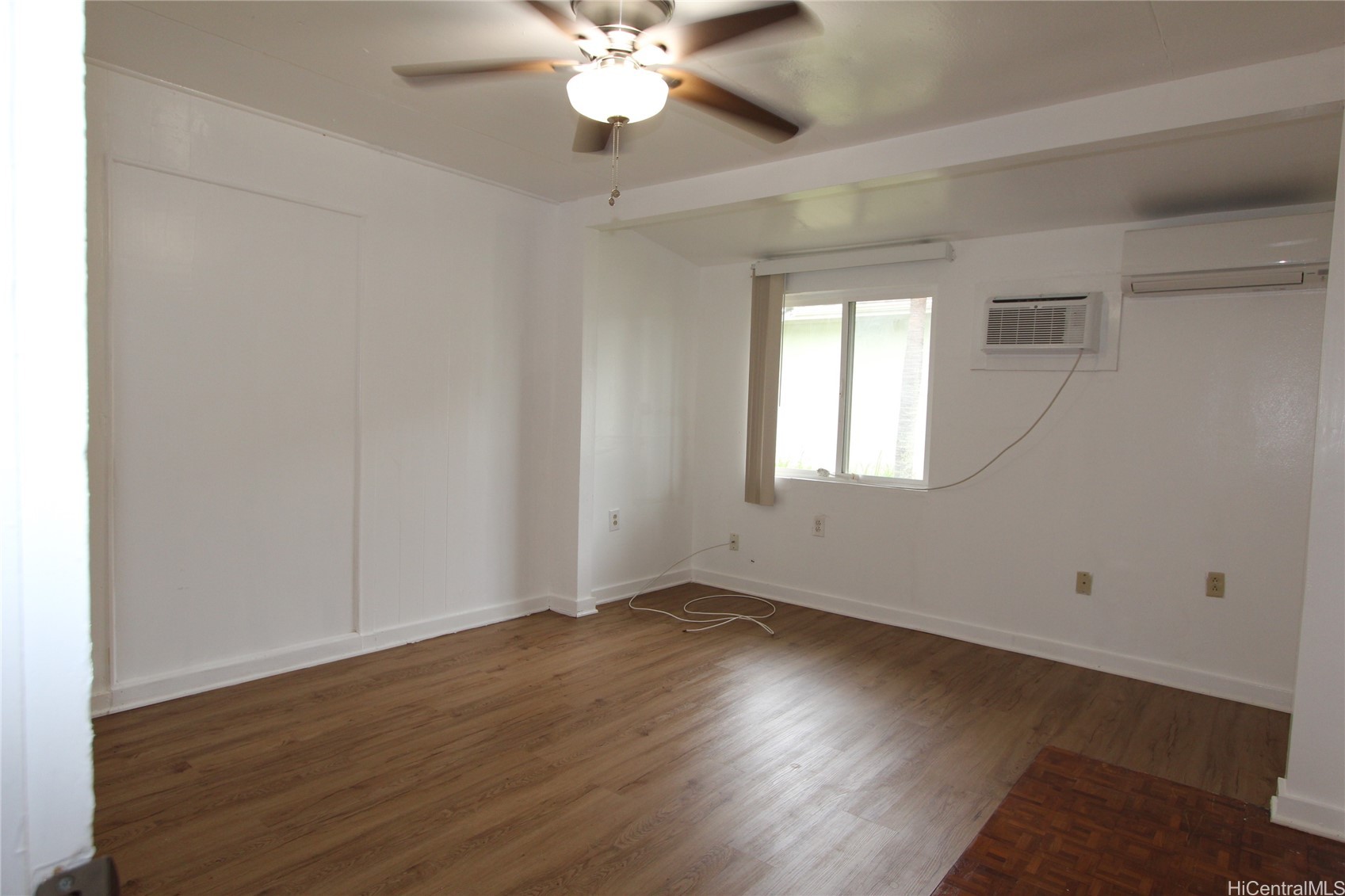 202614000 Property Photo 8
