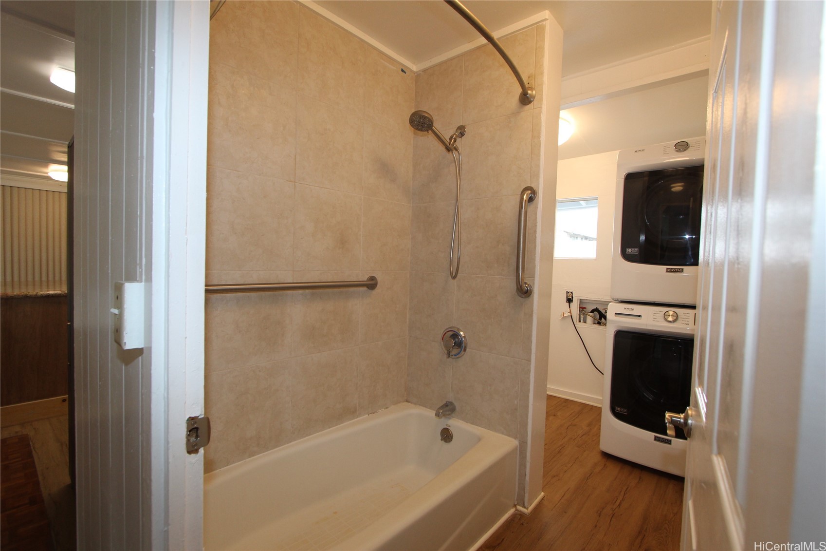 202614000 Property Photo 11