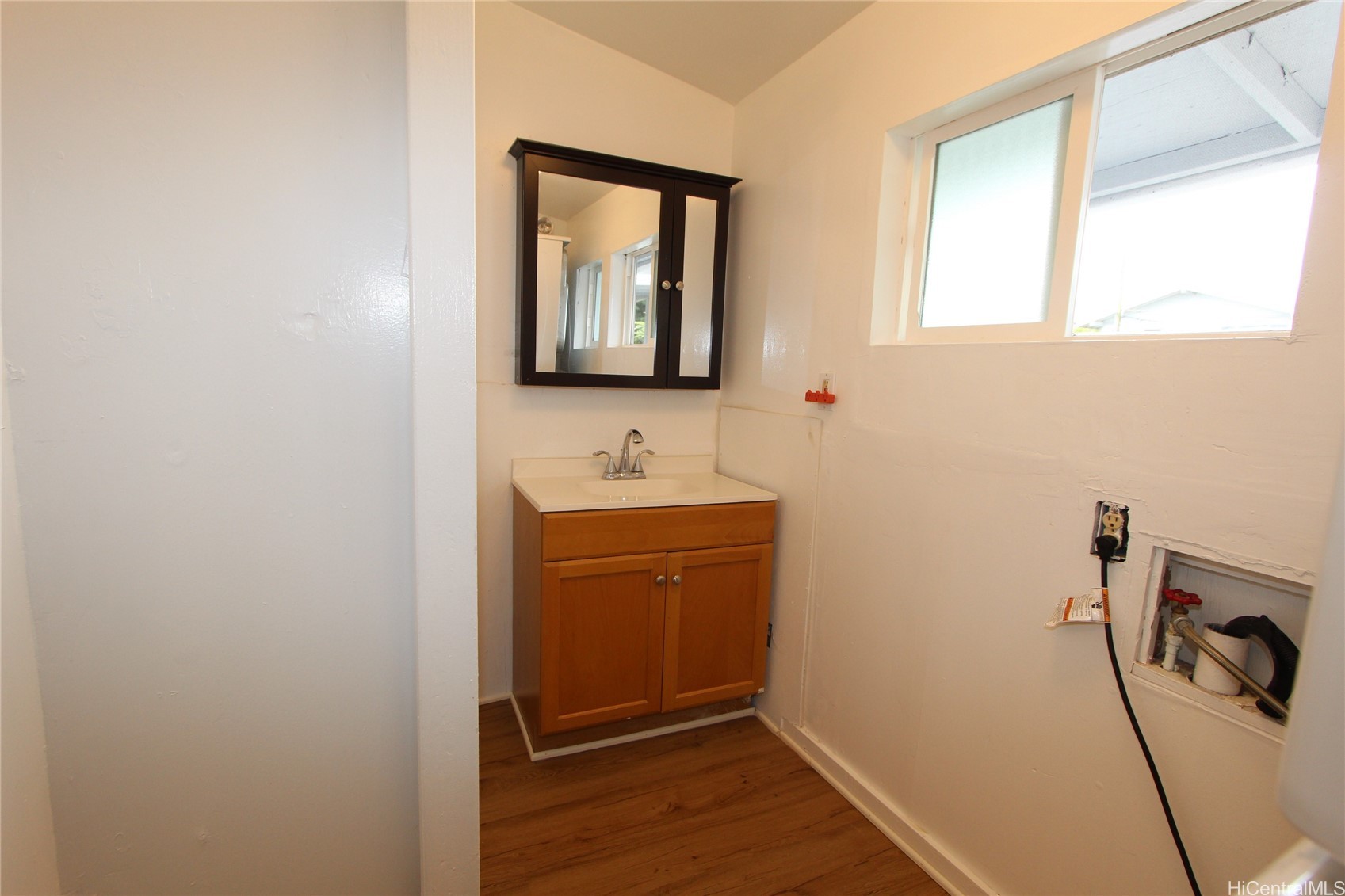 202614000 Property Photo 12