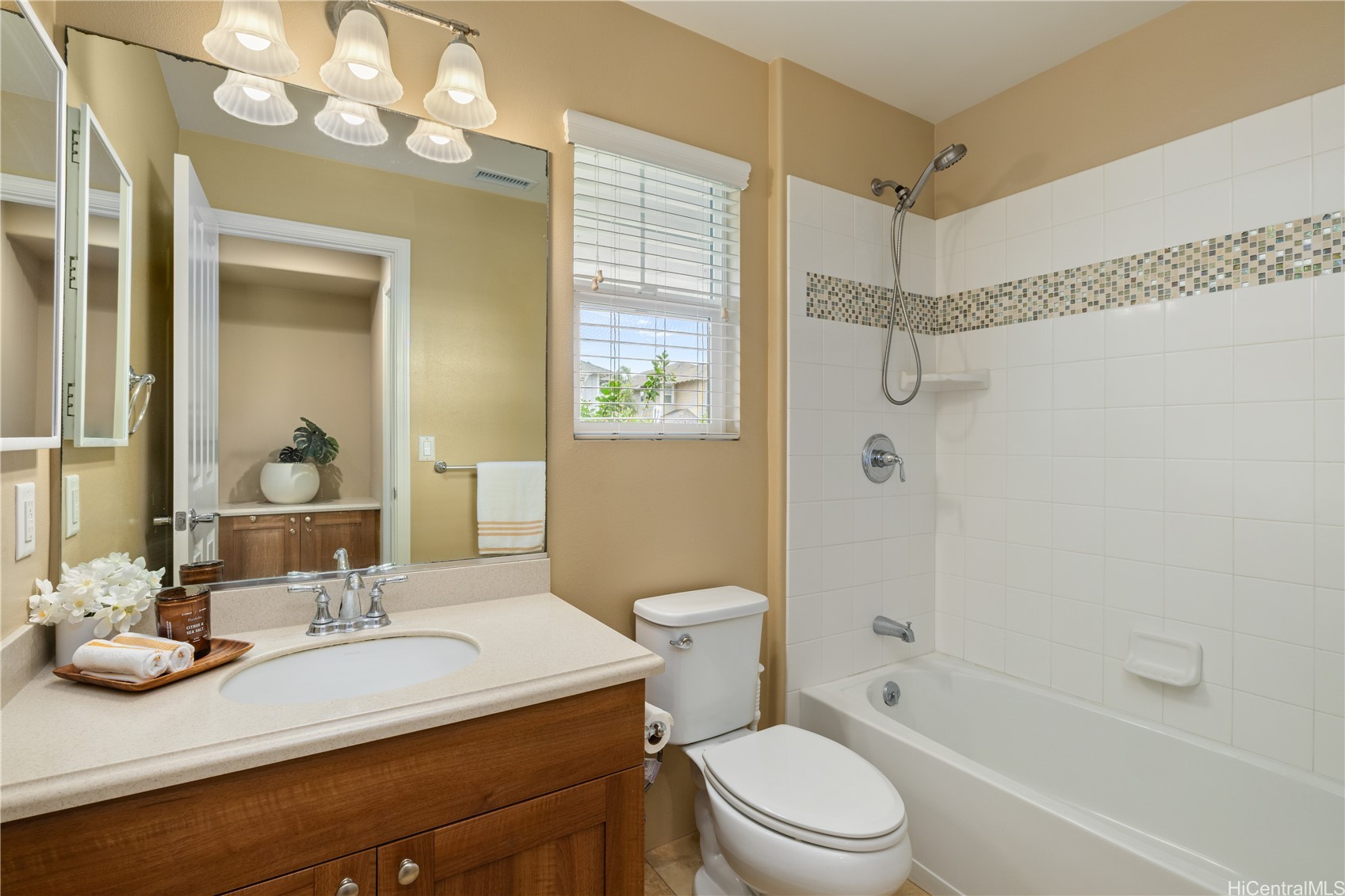 91-1358 Kaileolea Drive Property Photo 8