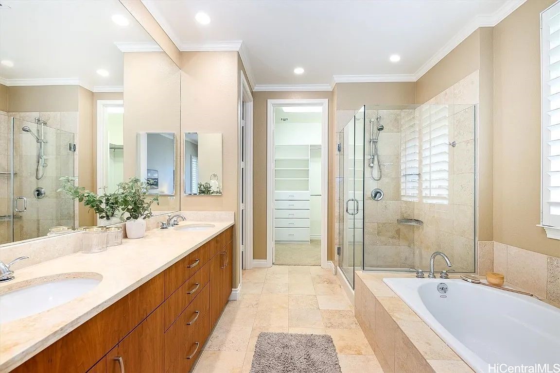 1058 Koko Kai Place Property Photo 4