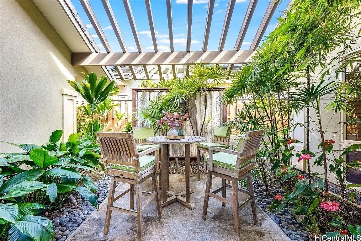1058 Koko Kai Place Property Photo 23