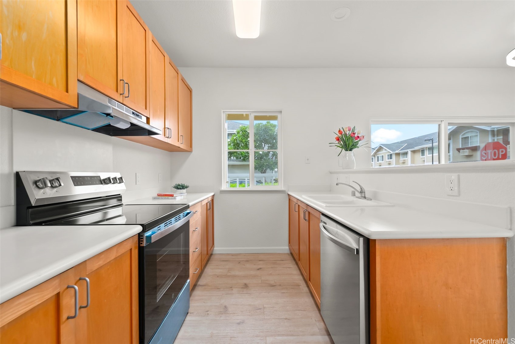 7132 Hawaii Kai Drive 124 Property Photo 6