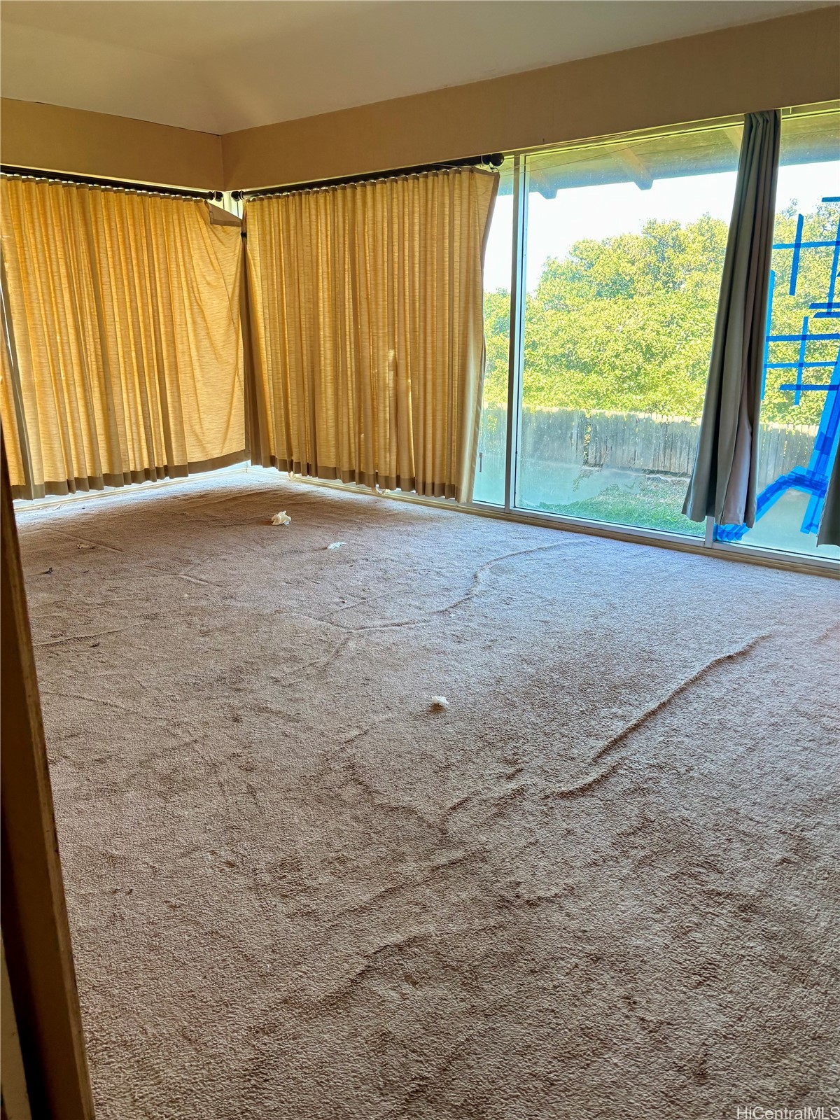 633 Hakaka Place Property Photo 7
