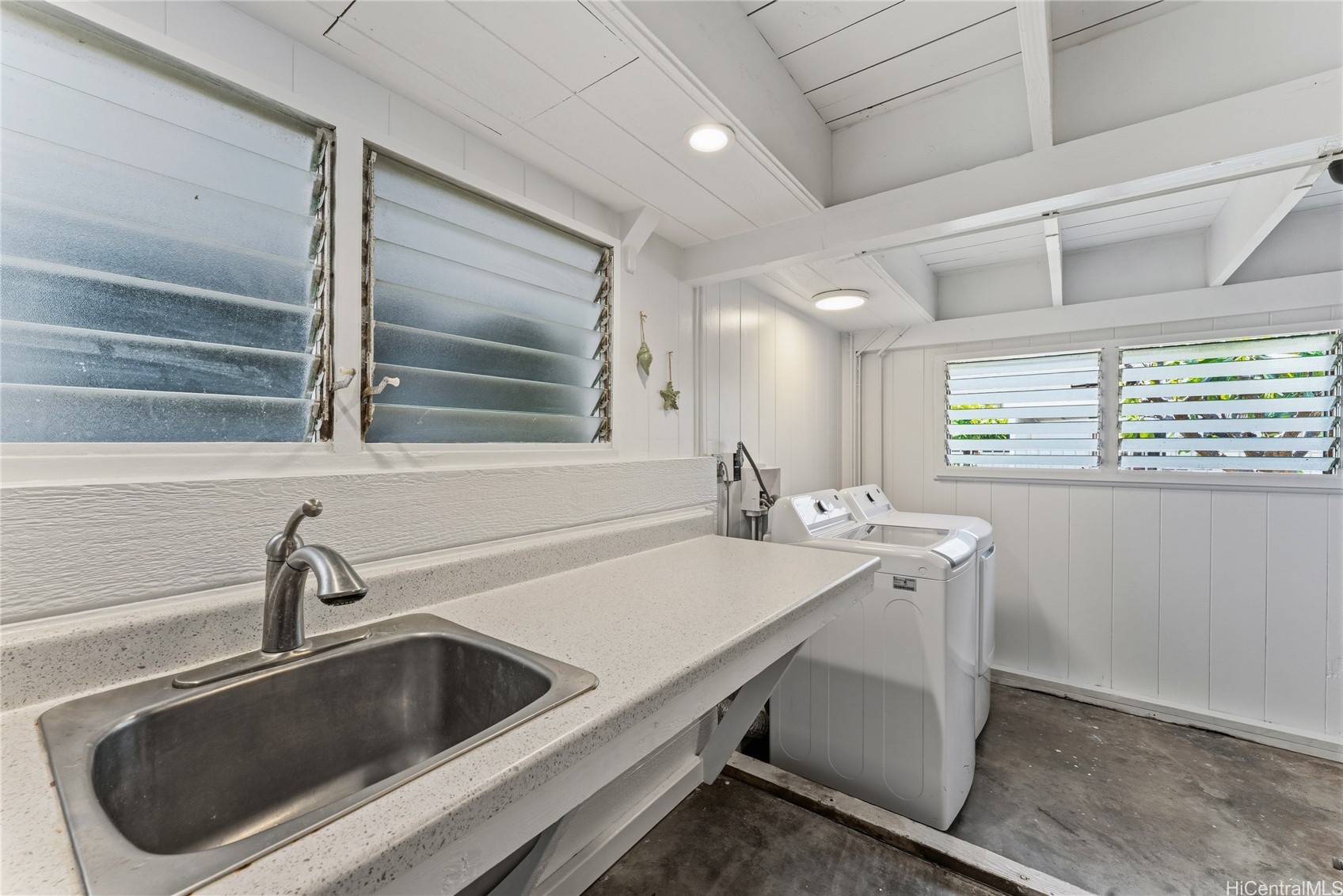6085 Manukapu Place Property Photo 16