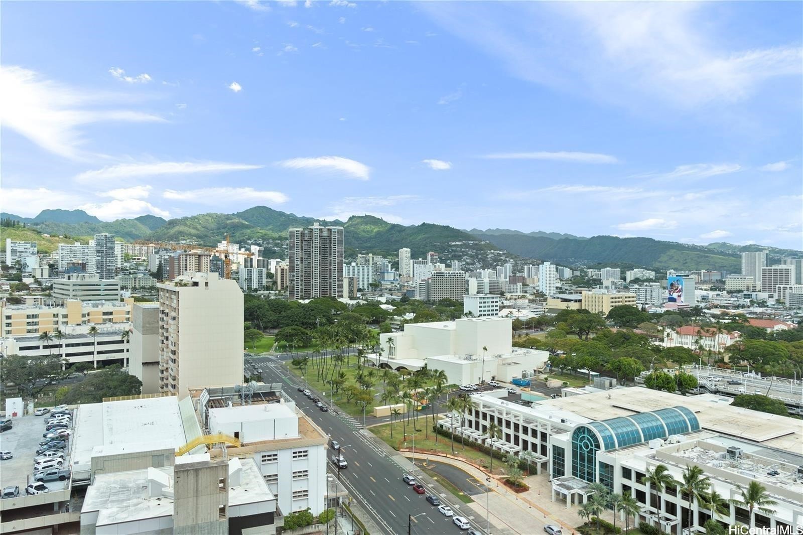 888 Kapiolani Boulevard 2001 Property Photo 8
