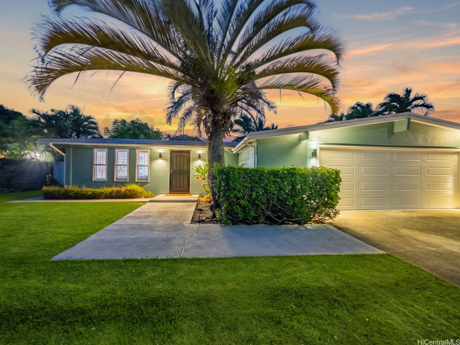 923 Mokapu Boulevard Property Photo 1