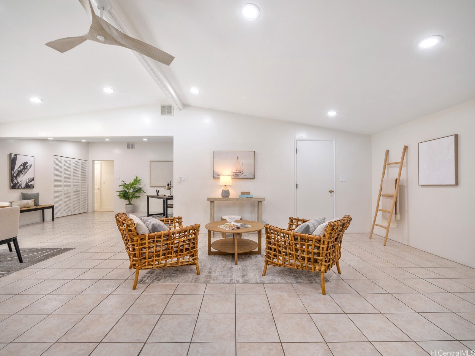923 Mokapu Boulevard Property Photo 4