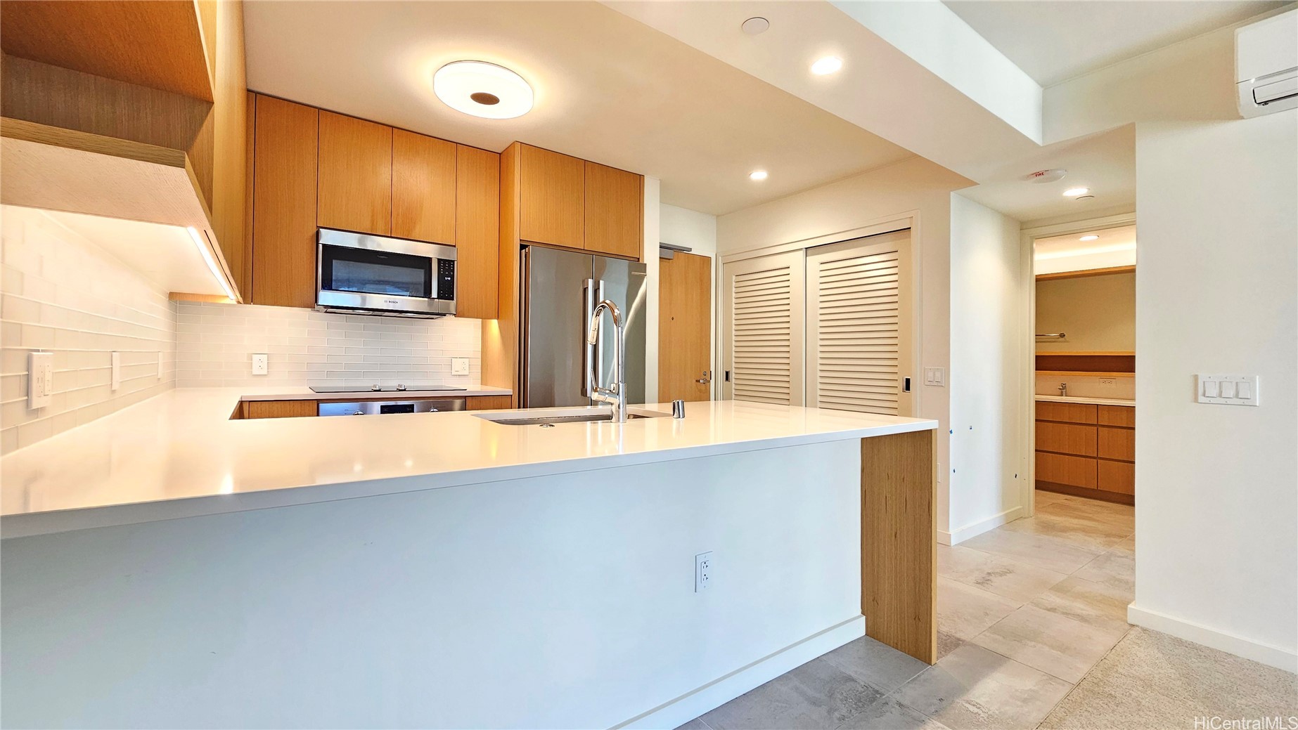 1388 Kapiolani Boulevard 1505 Property Photo 4