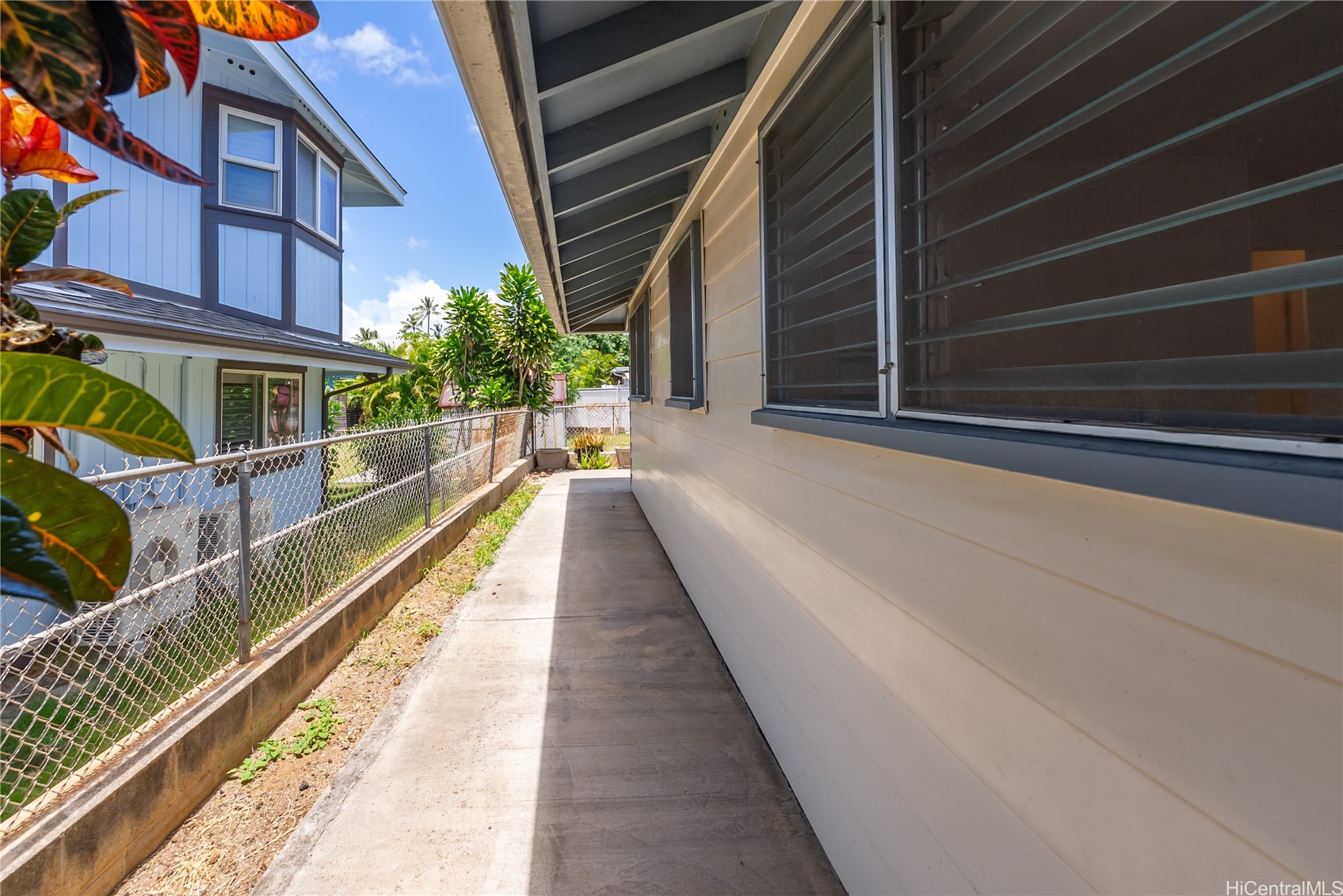 3012 Lakimau Street Property Photo 6