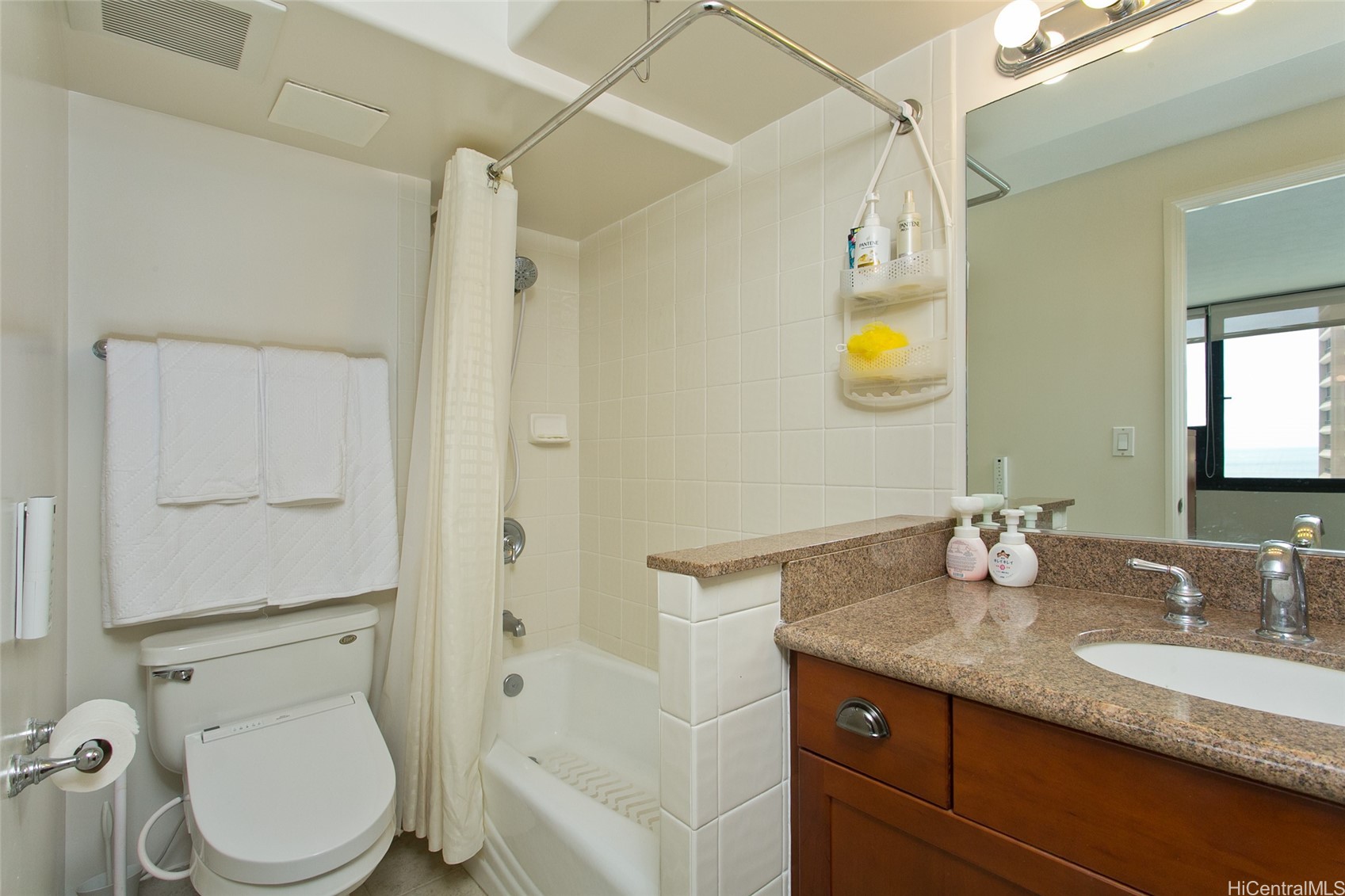 343 Hobron Lane 1603 Property Photo 6