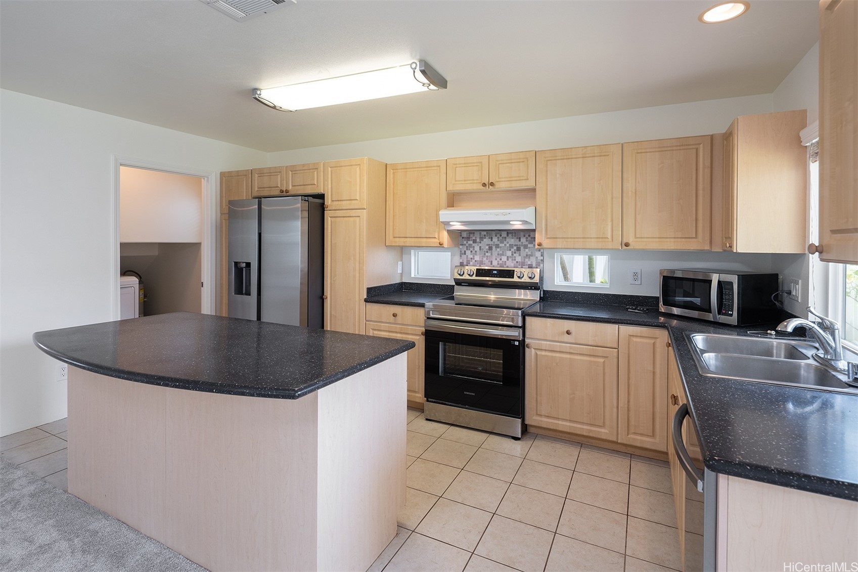 91-1037 Kai Loli Street Property Photo 5