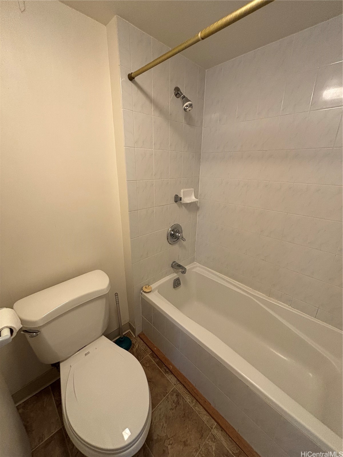 400 Hobron Lane 3215 Property Photo 16
