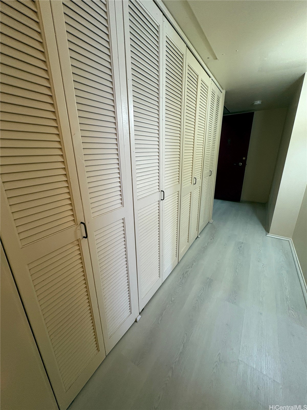700 Richards Street 1806 Property Photo 19