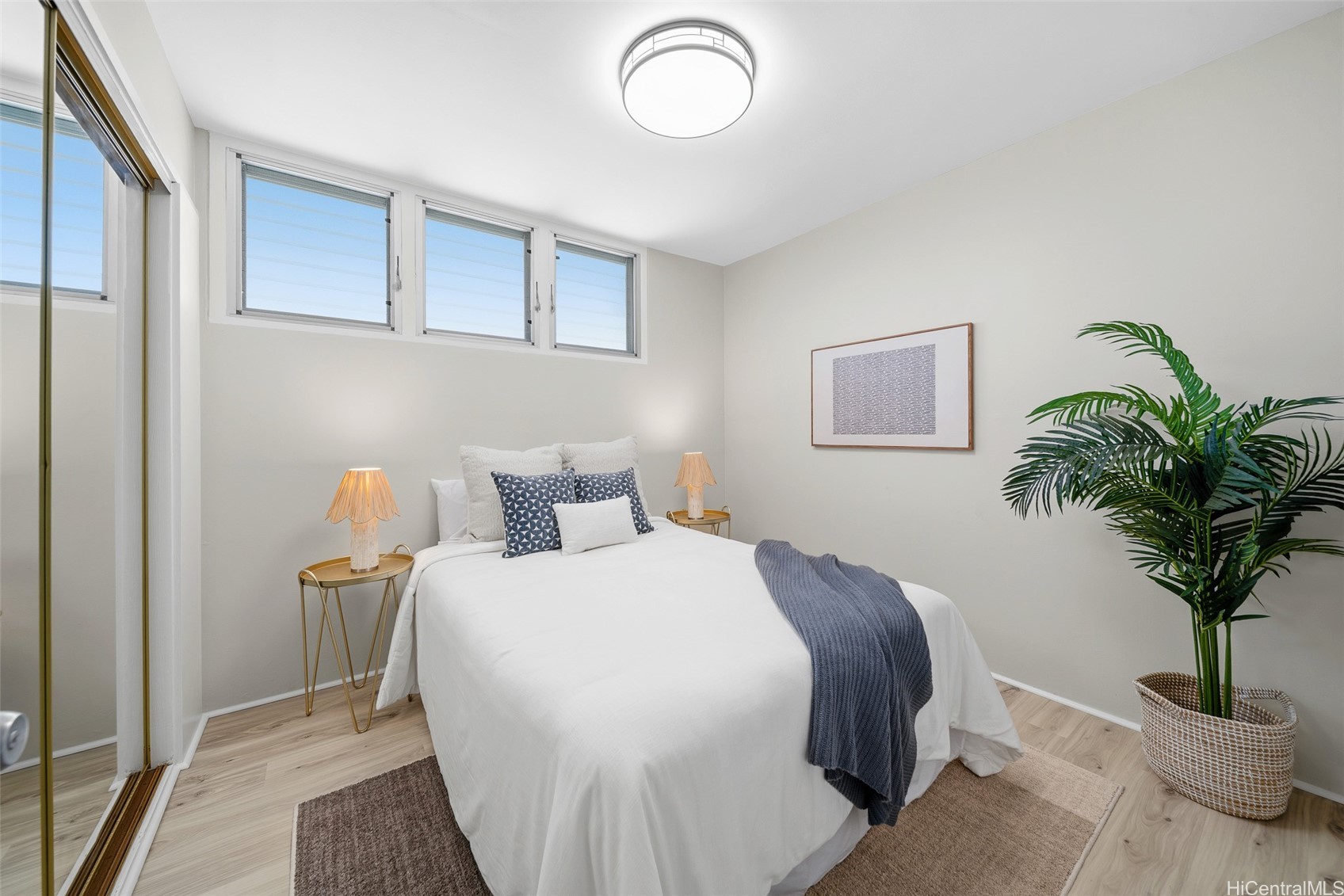 2440 Date Street 706 Property Photo 16