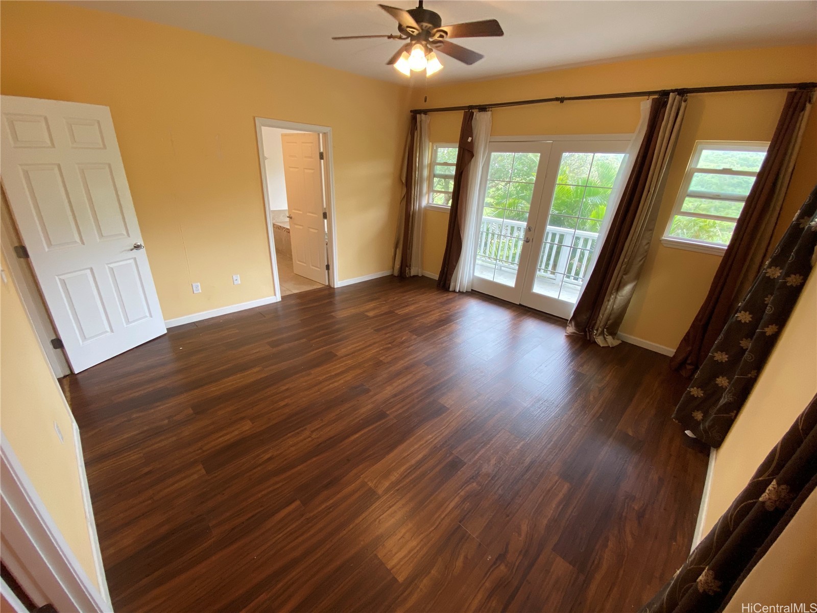 1886 St Louis Drive Property Photo 13
