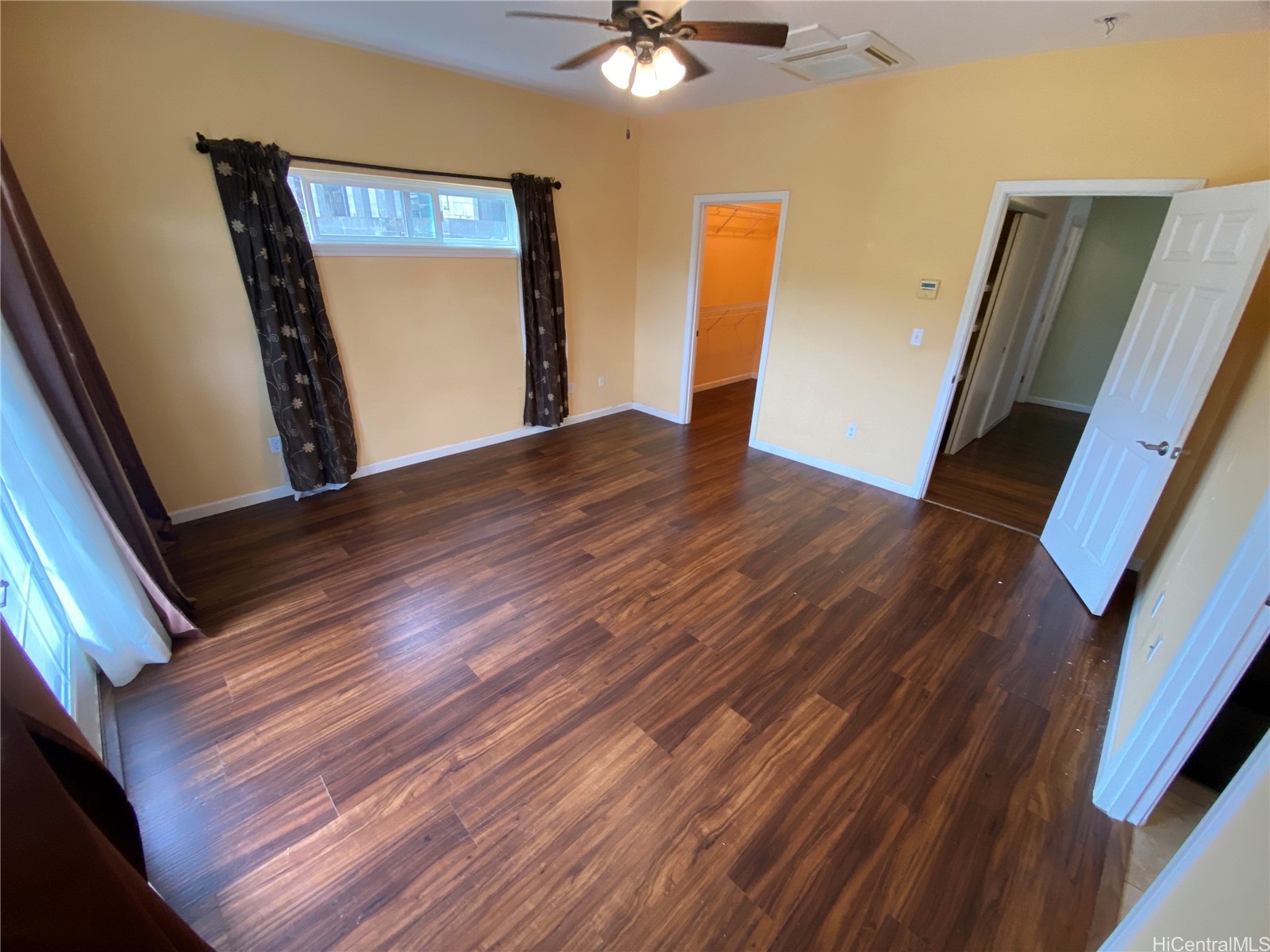 1886 St Louis Drive Property Photo 14