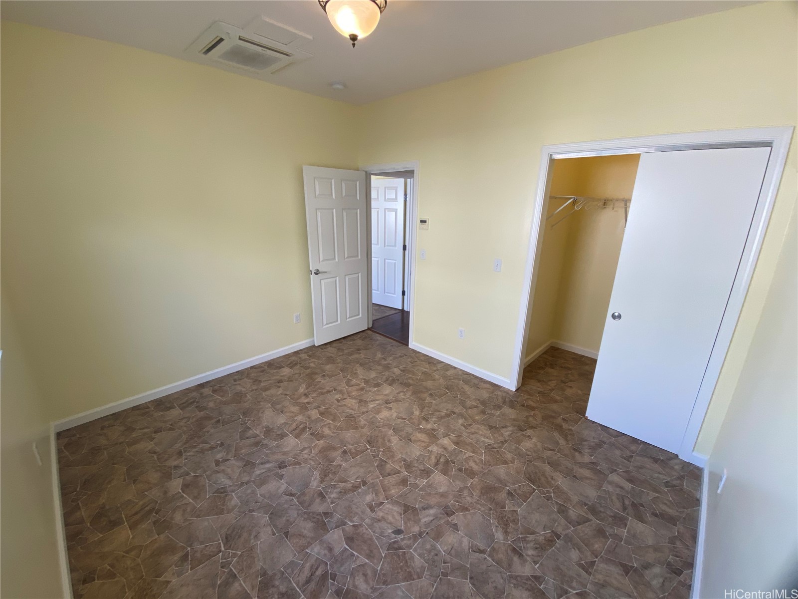1886 St Louis Drive Property Photo 19