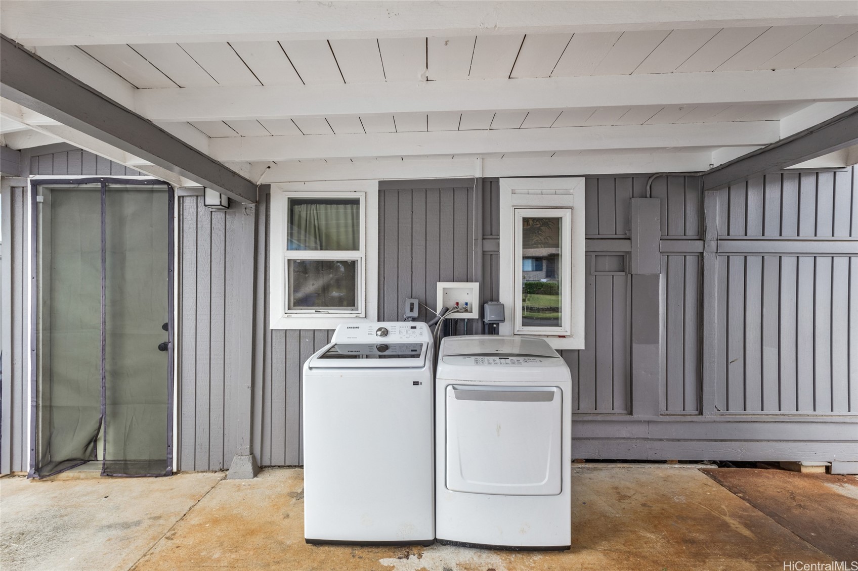 923 Upalu Street Property Photo 17
