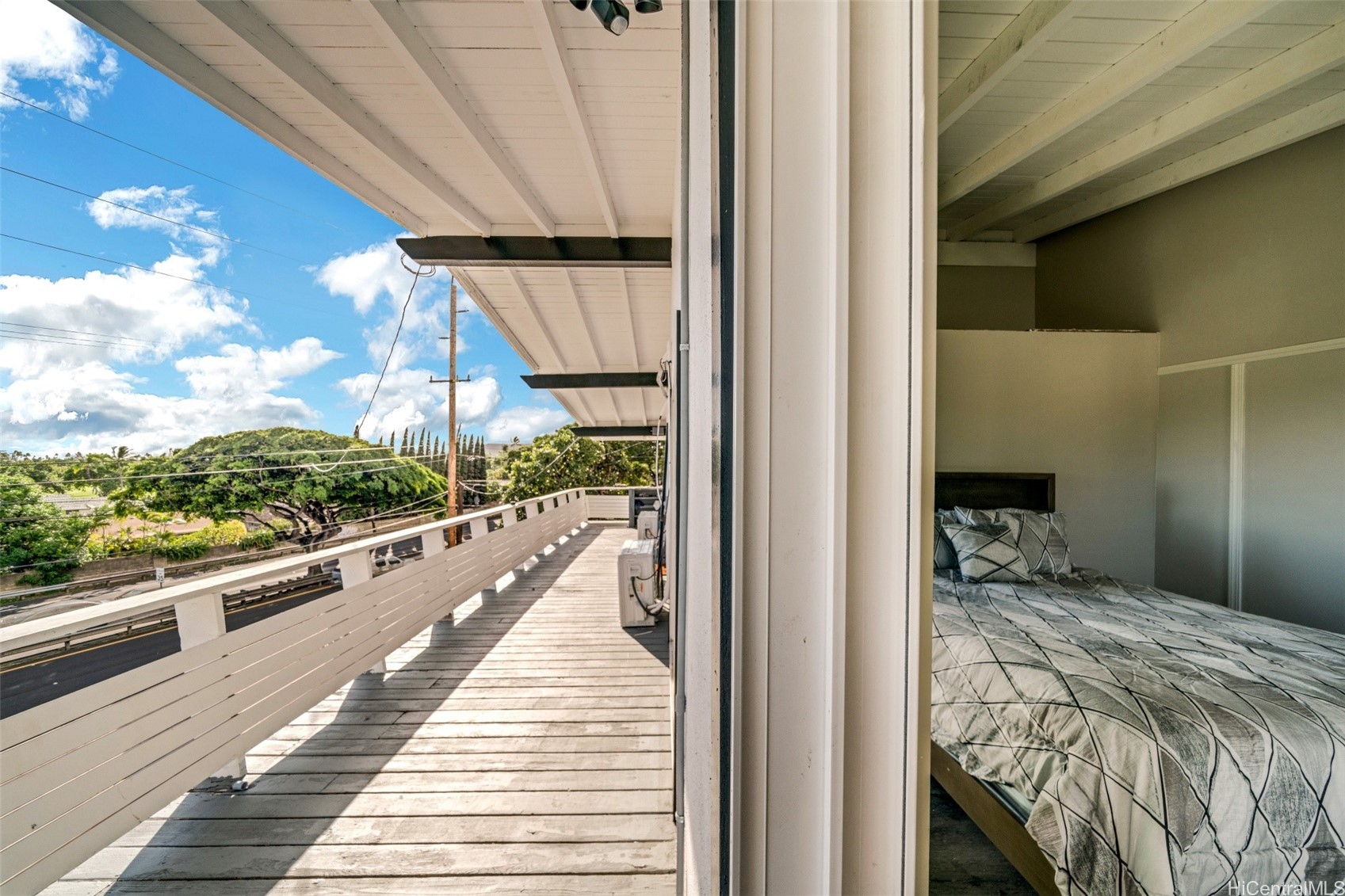 4576 Kalanianaole Highway Property Photo 12