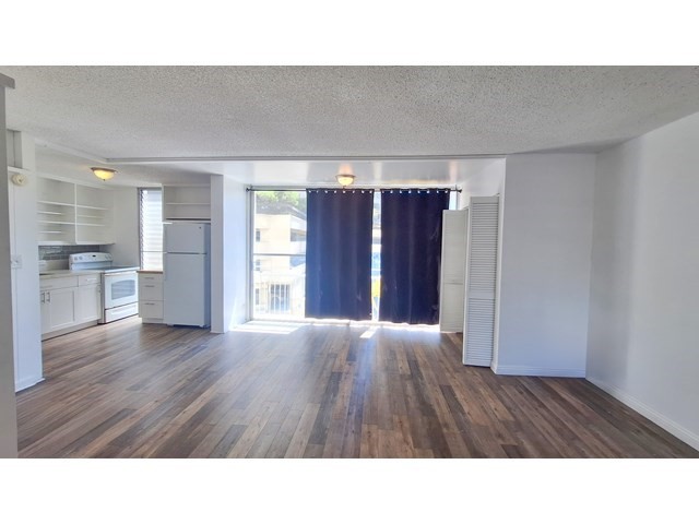 419 Atkinson Drive 303 Property Photo 11